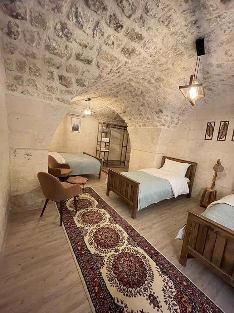 SARMAŞIK HOTEL 1
