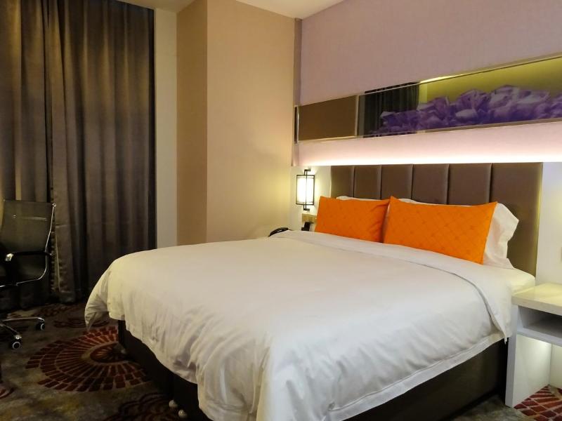 Holiday Villa Hotel & Residence Shanghai Jiading 1