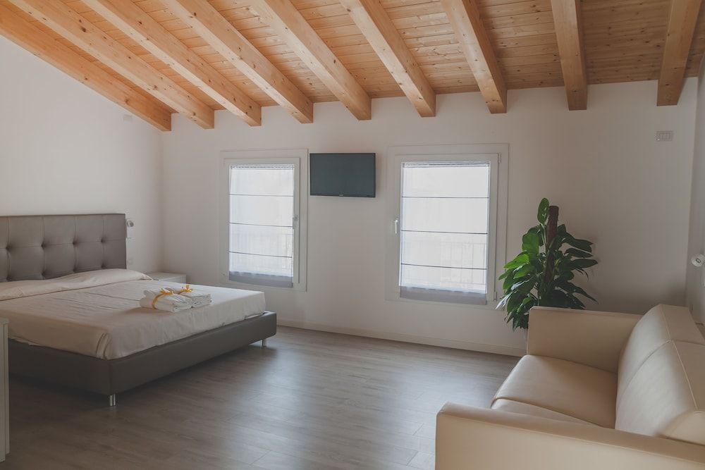Terra Ferma Rooms&More 1