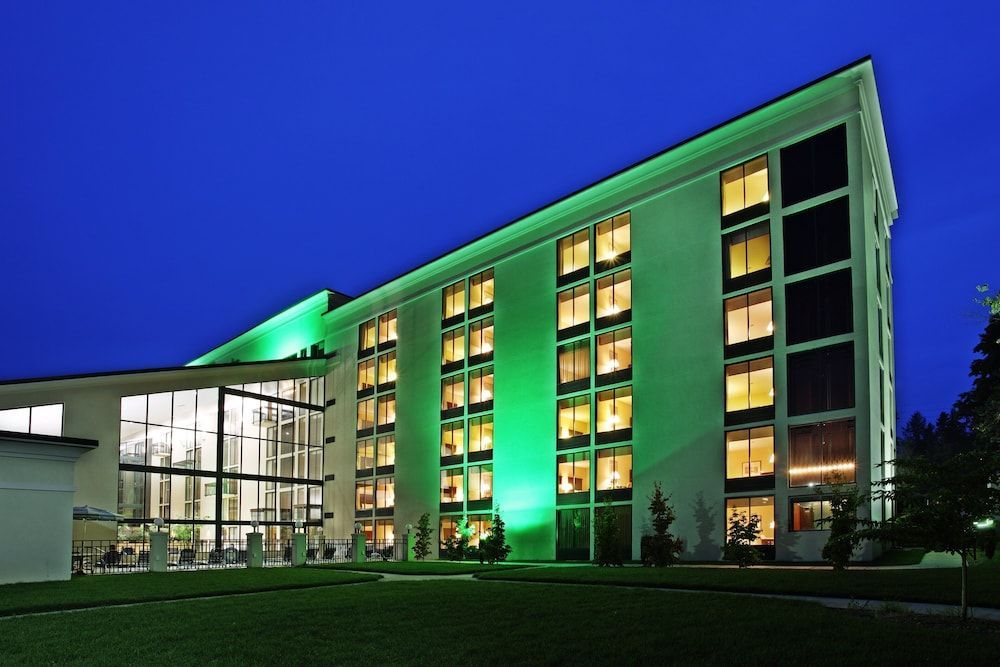 Holiday Inn ASHEVILLE - BILTMORE WEST by IHG 1