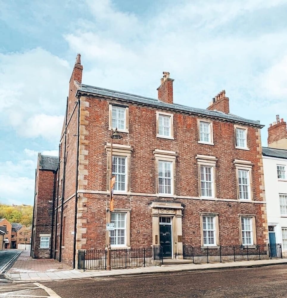 52 Old Elvet 1