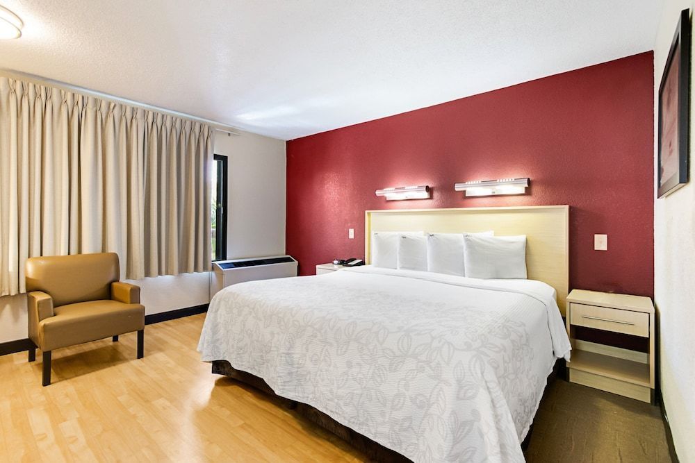Red Roof Inn PLUS+ West Palm Beach 1