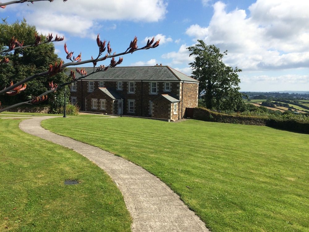 Green Acres Cottages 1
