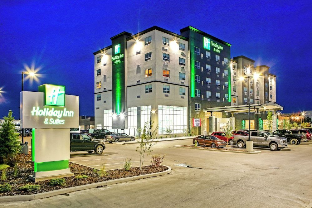 Holiday Inn & Suites CALGARY AIRPORT NORTH by IHG 1