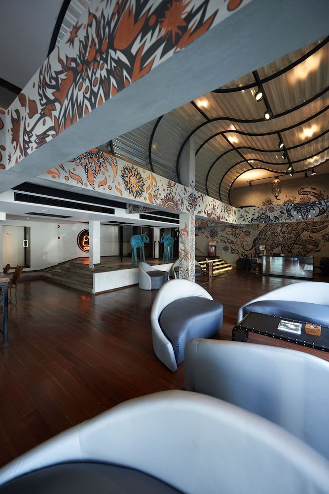 Cacha Hotel Bangkok - Near BTS Ratchathewi & Siam 2