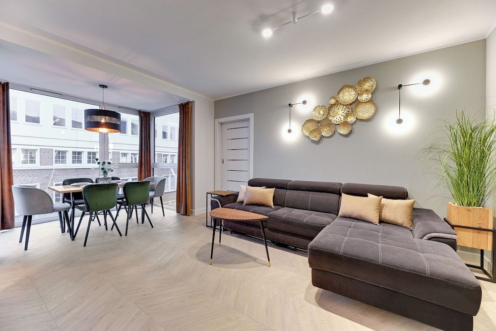 Chmielna Park - City Center & Parking by Downtown Apartments 1