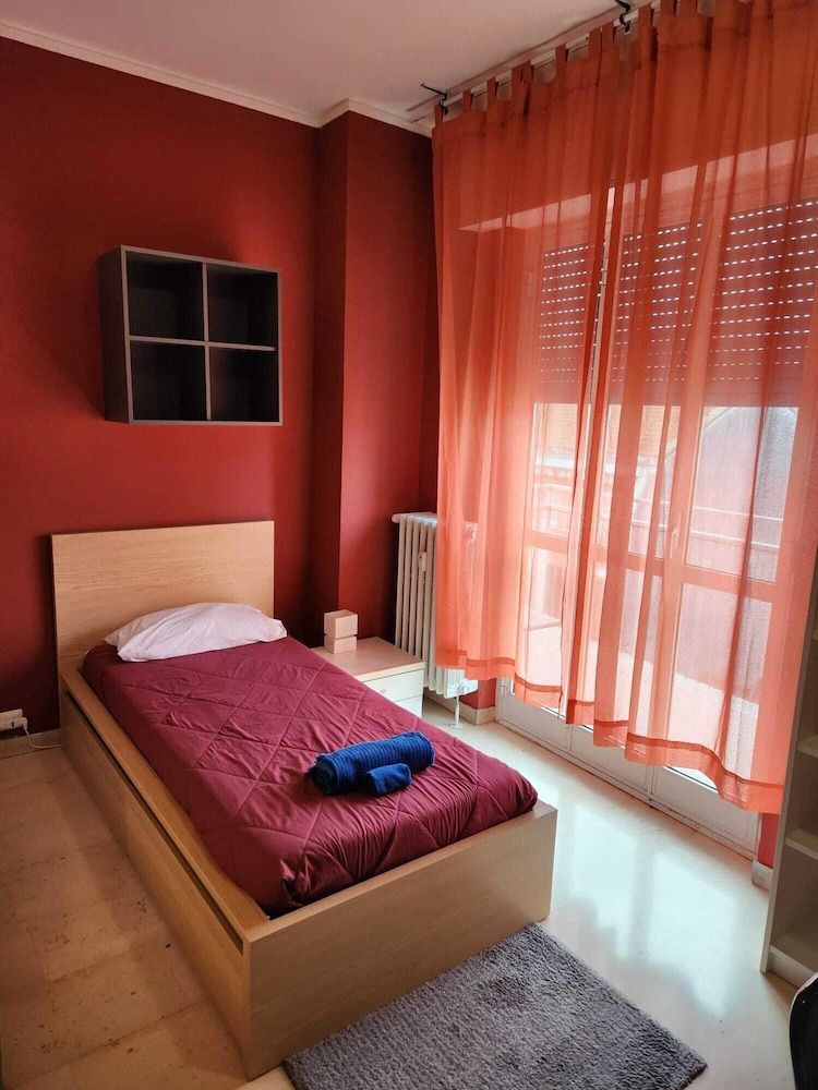 Guesthouse - Metro M1 Sesto Rondò 1