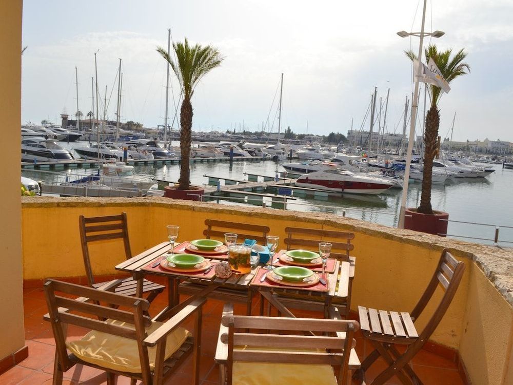 RH Coral Vilamoura Marina Apartment 1