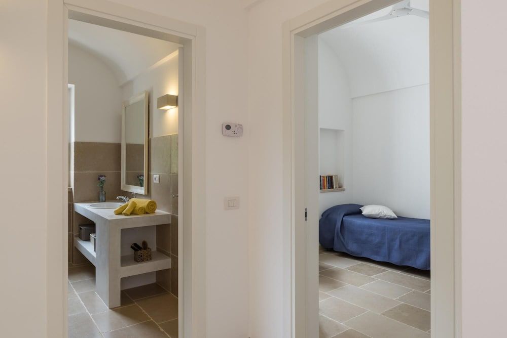 Villa degli Ulivi con piscina by Wonderful Italy 1