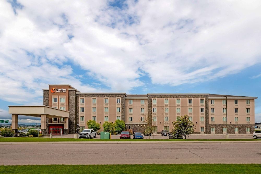 Comfort Inn & Suites Calgary Airport - North 1