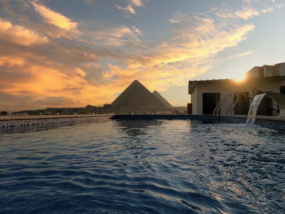 Sahary Pyramids View Hotel 1