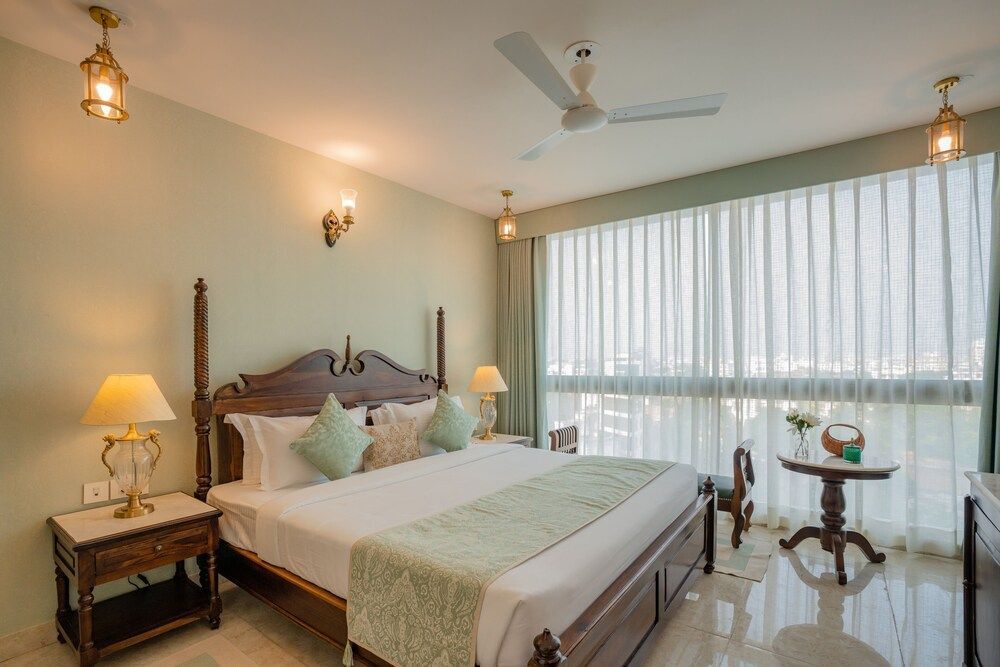 35 Sahakar Suites 1