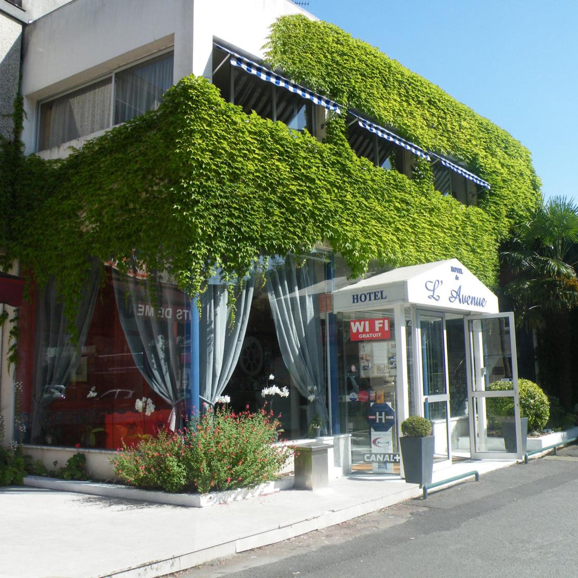 Hôtel de L'Avenue 1