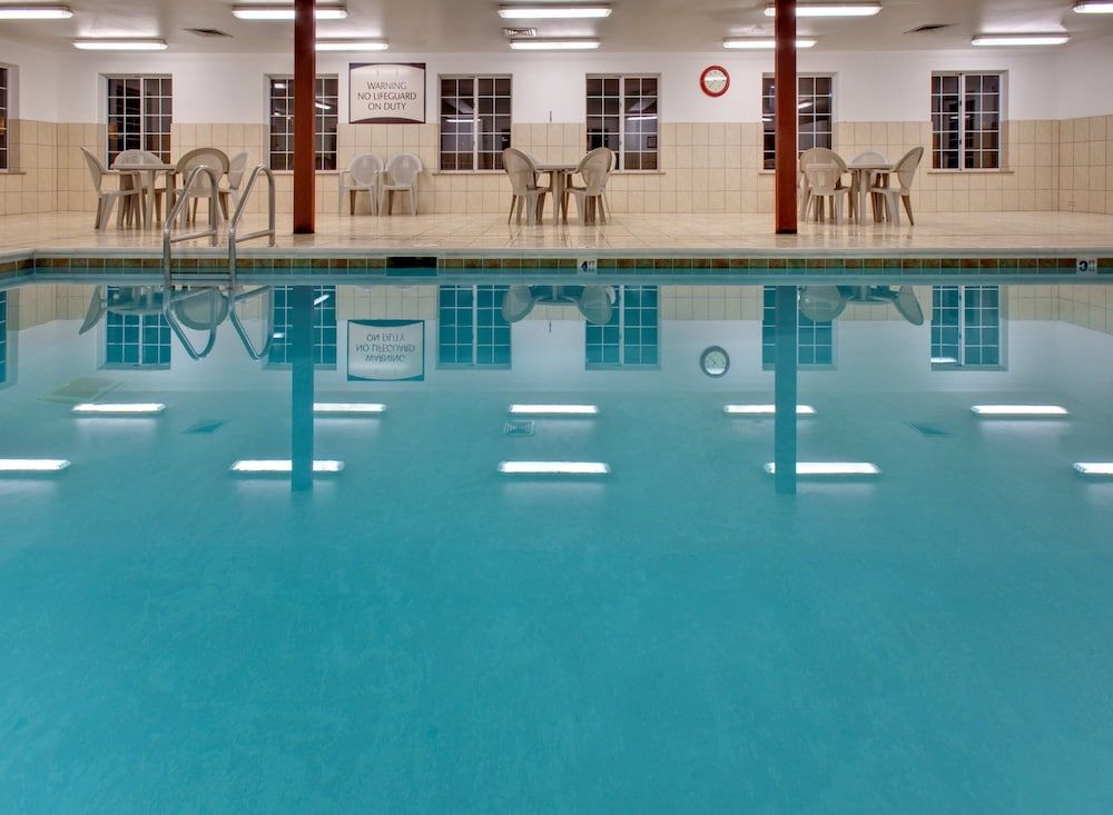 Staybridge Suites ROCKFORD by IHG 1