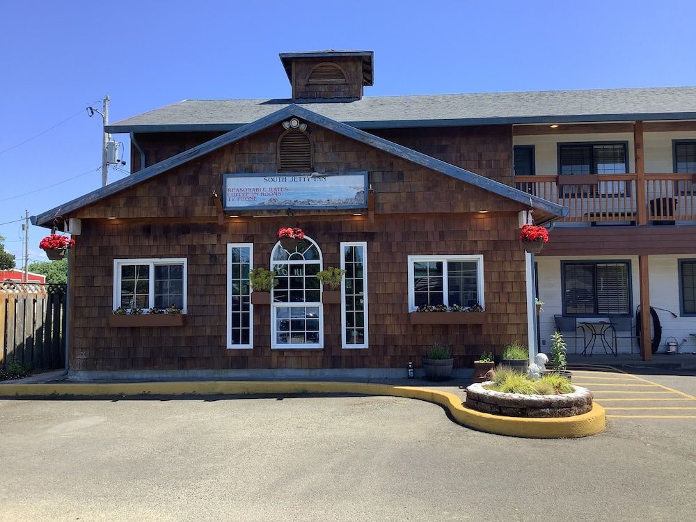 South Jetty Inn 1