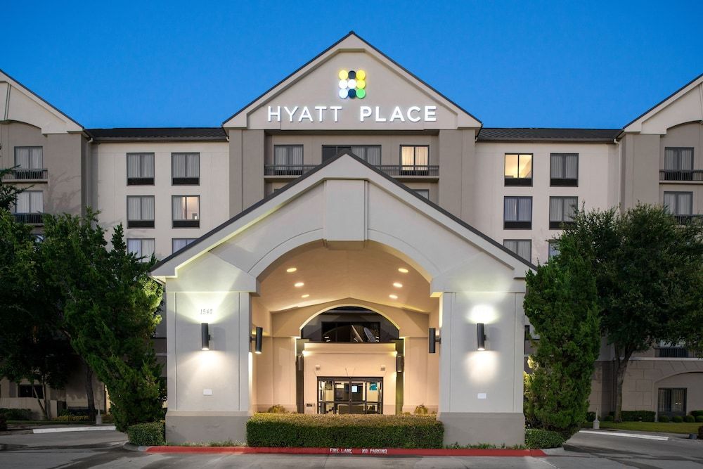 Hyatt Place Dallas/North Arlington/Grand Prairie 1
