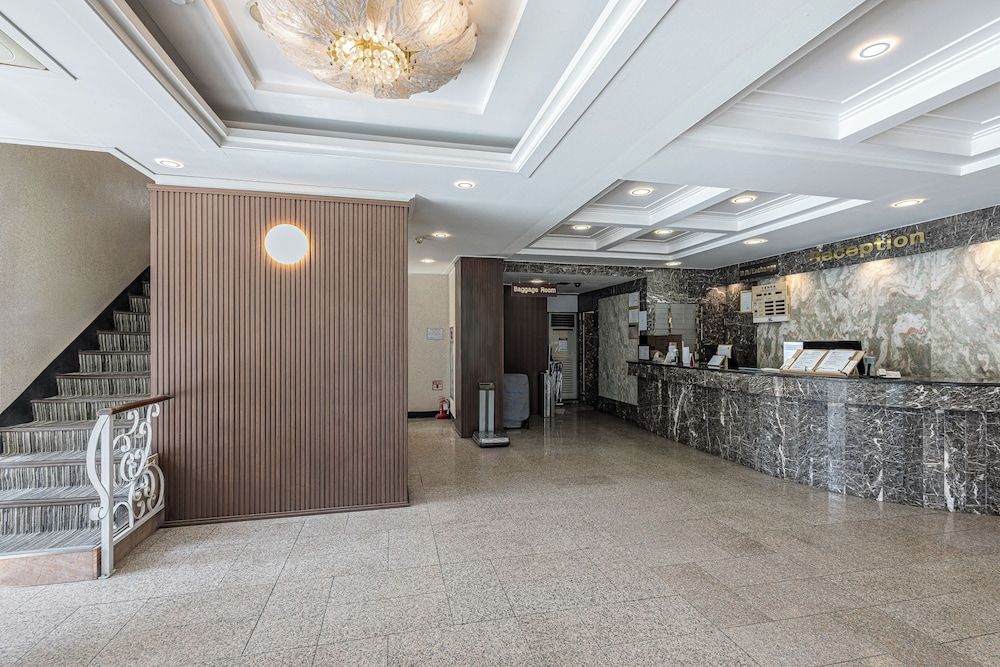 Insadong Crown Hotel 2