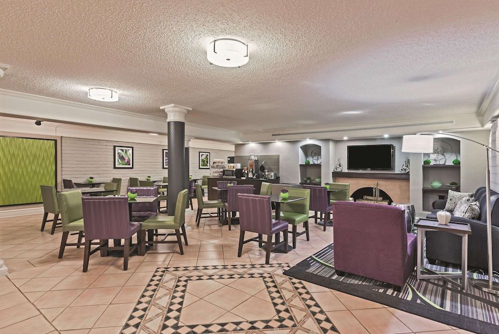 Travelodge by Wyndham Houston Cy-Fair 1