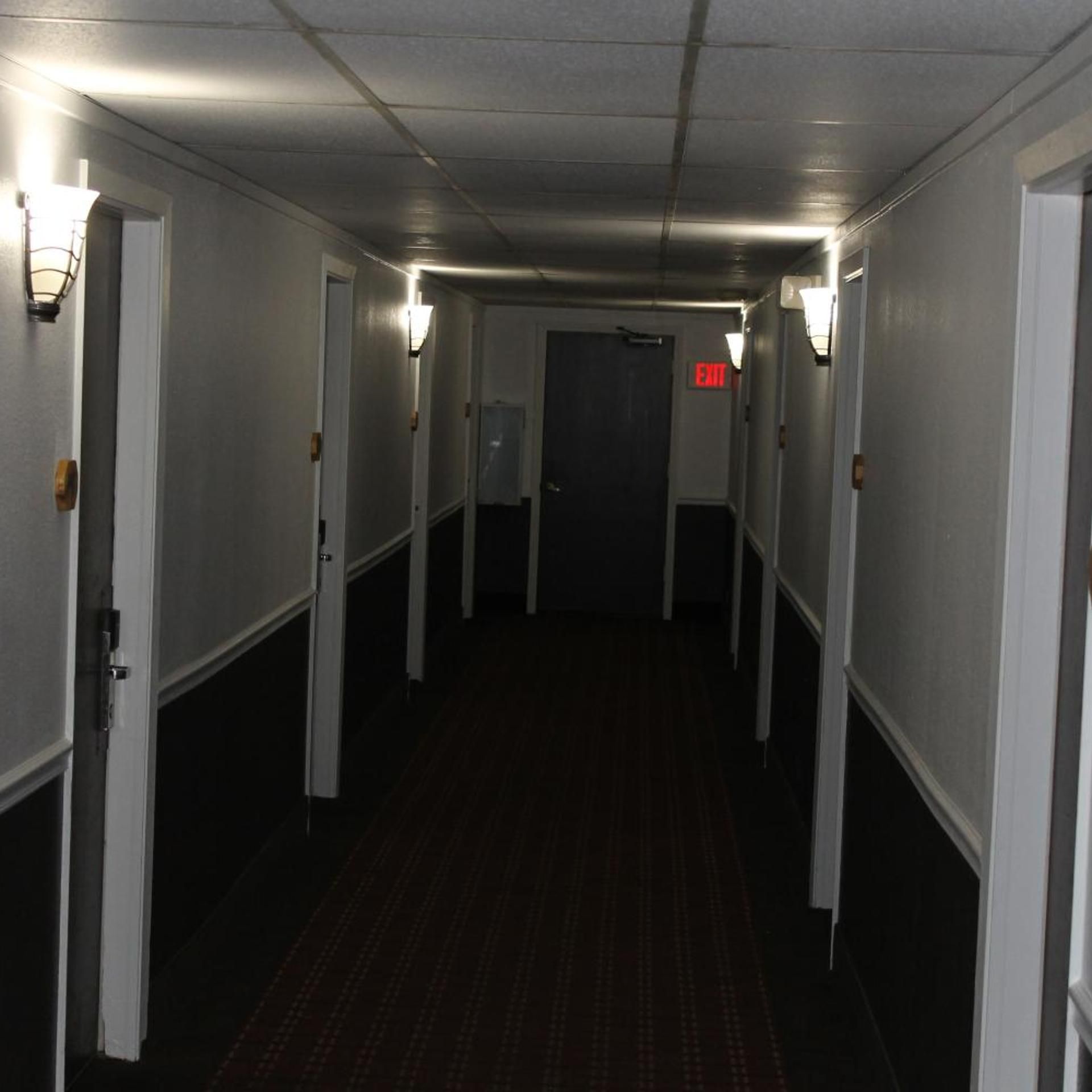 Wyatt Earp Hotel 2