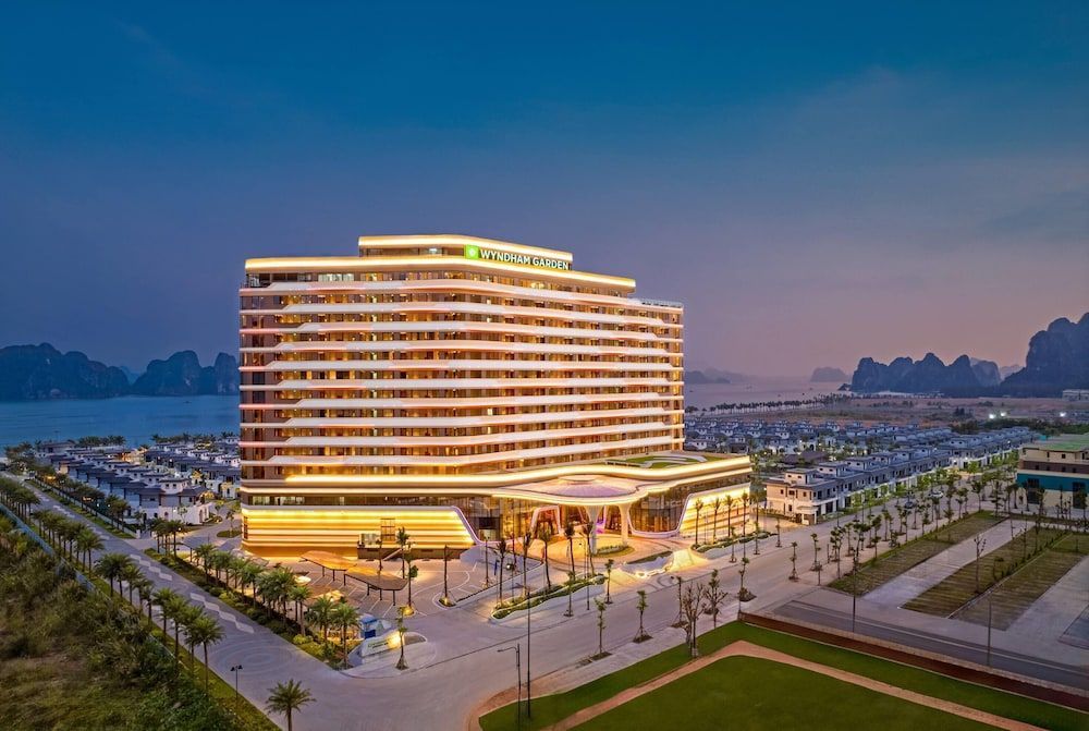 Wyndham Garden Sonasea Van Don 1