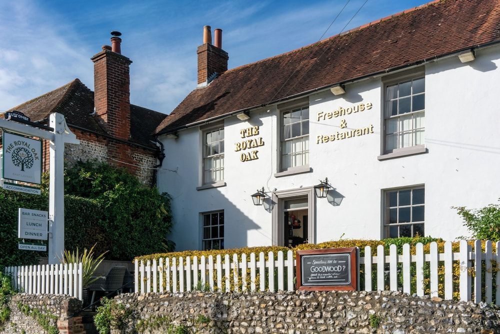 The Royal Oak Inn 1