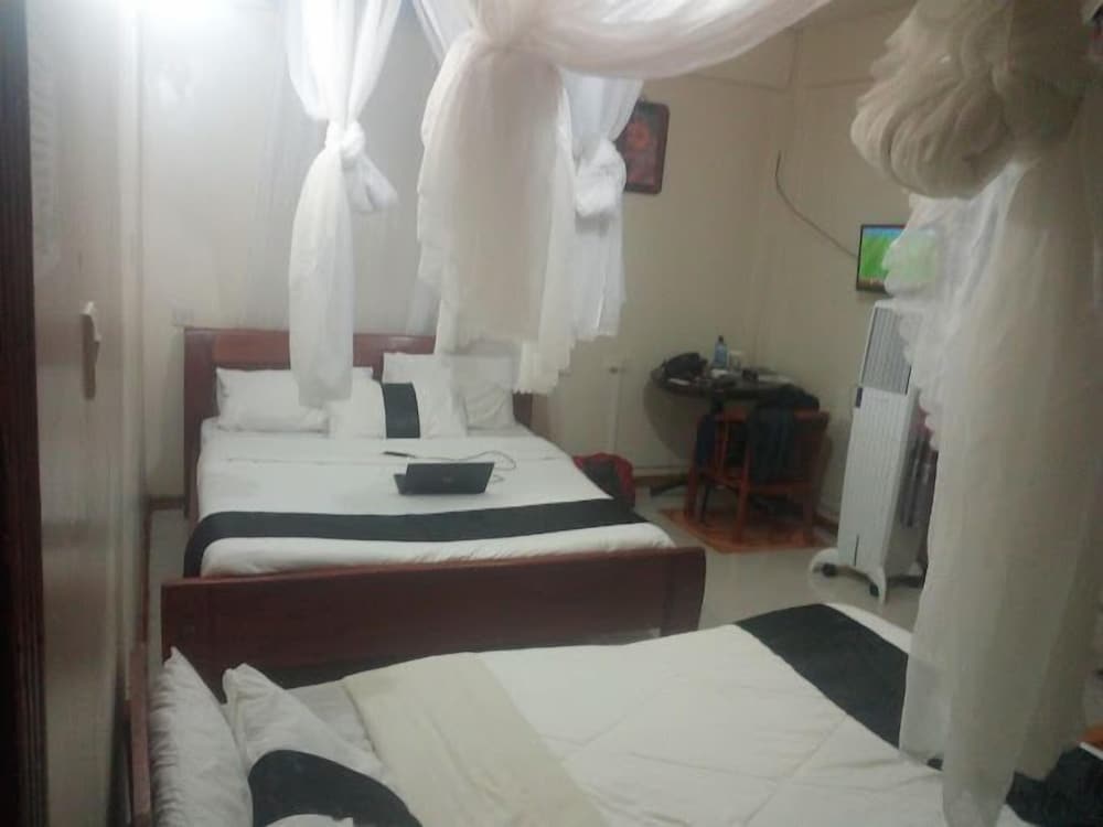 Dan's Hotel Kisii 2