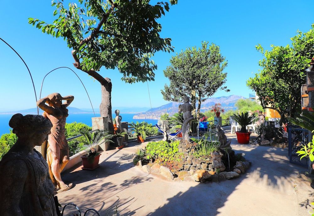 De Vivo Realty - La Rosa Del Sud Sorrento 1