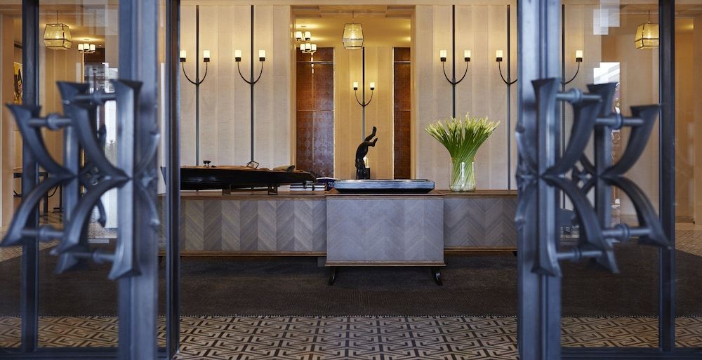 Rosewood Hong Kong 2