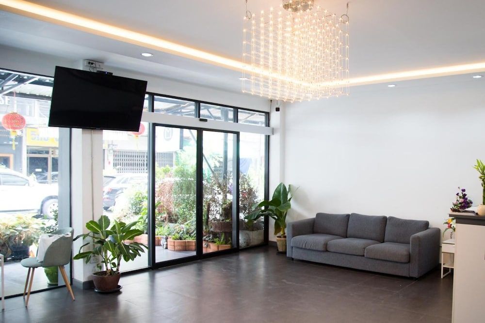 Moca Hotel 2