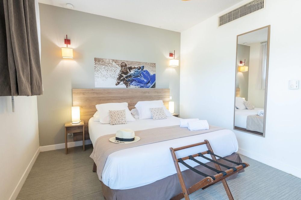 Comfort Aparthotel Cannes Mandelieu 1