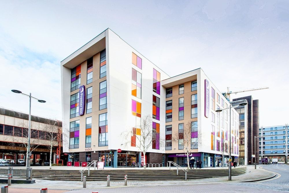 Premier Inn Portsmouth City Centre 1