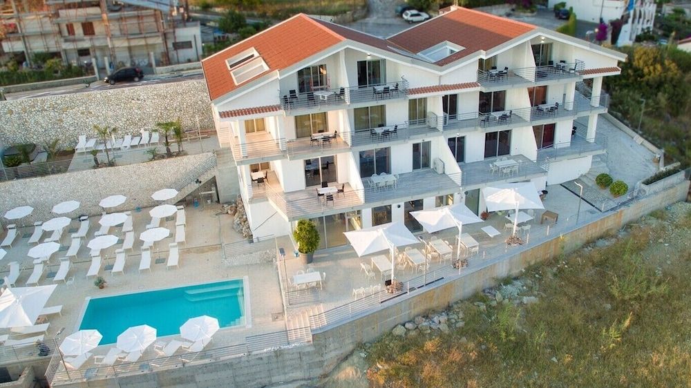 Santo Stefano Club 1