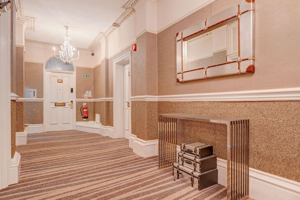 Liverpool Aigburth Hotel By Belvilla 2