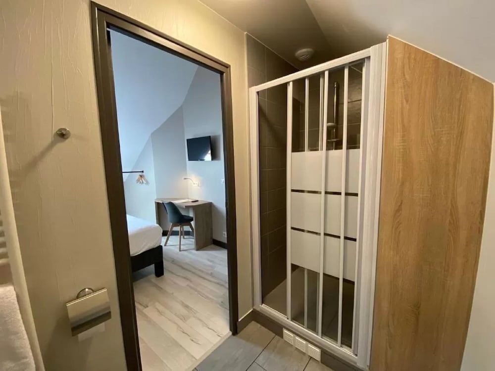 LOGIS - Hôtel & Restaurant Saint Nicolas 2