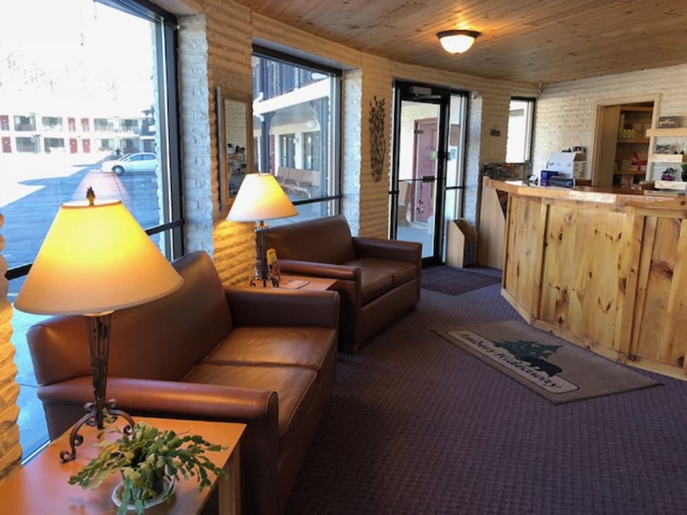 Amber's Inn and Suites 2