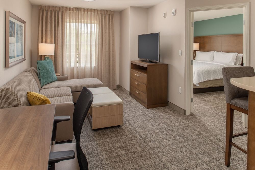 Staybridge Suites HILLSBORO NORTH by IHG 2