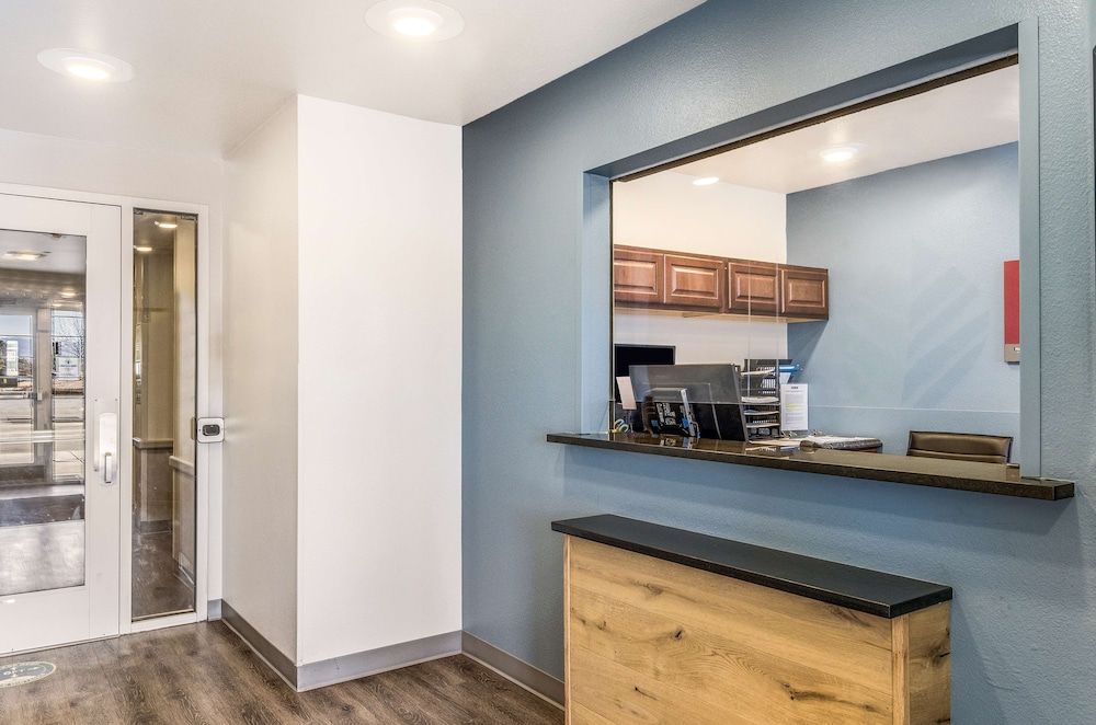 WoodSpring Suites Bentonville 2