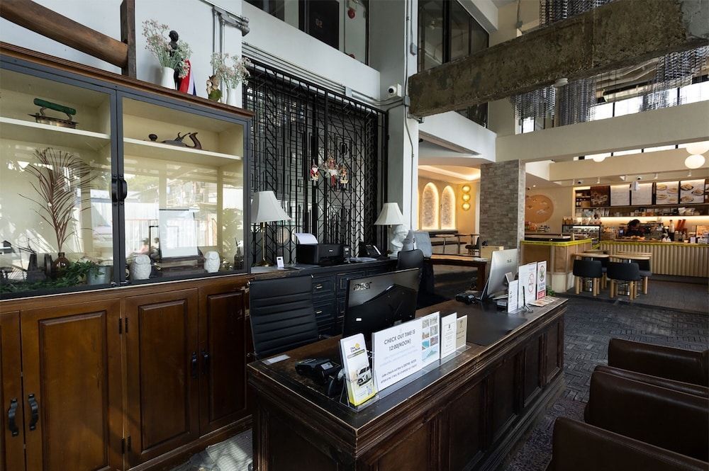 IR-ON Hotel 2