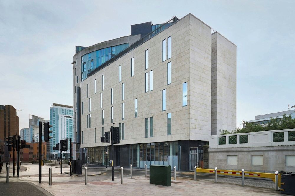 Four Points Flex by Sheraton Cardiff 1
