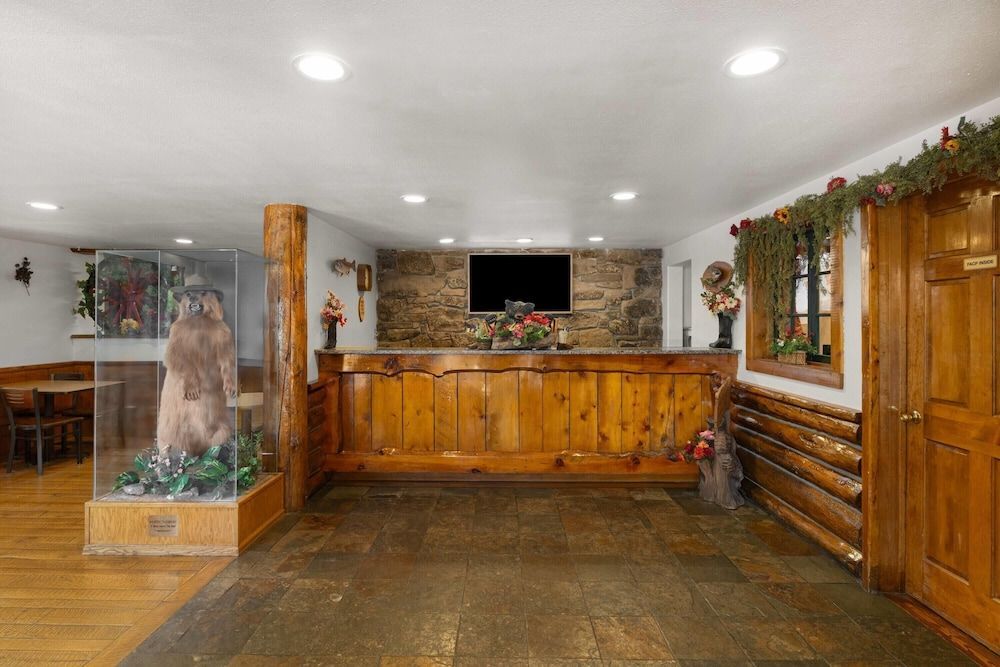 Super 8 by Wyndham Jackson Hole 2