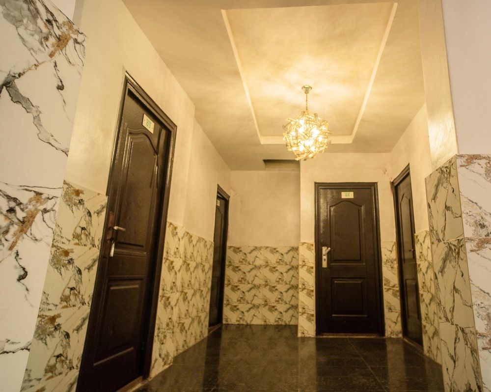 Royalty Place Hotel 1