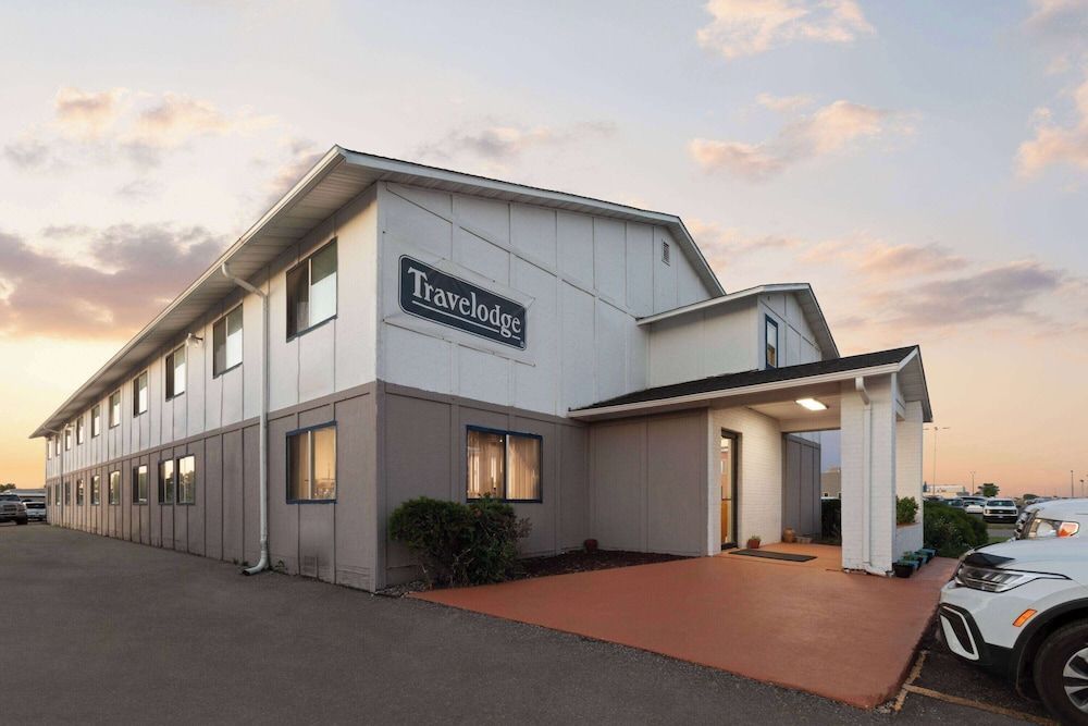 Travelodge by Wyndham Redwood Falls 1