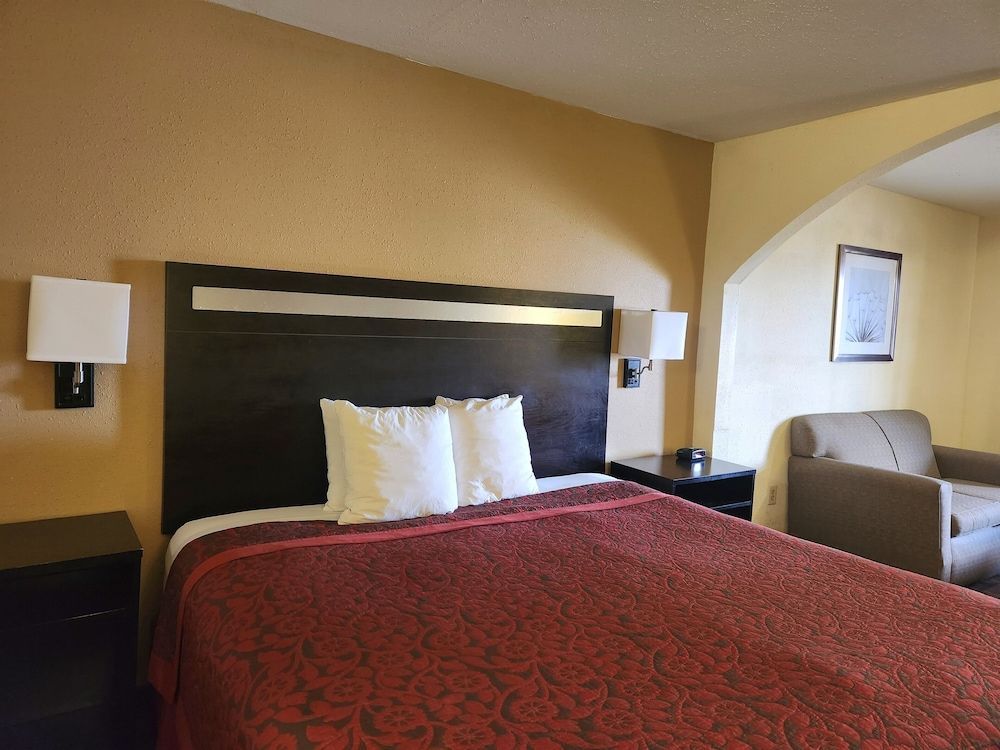 Days Inn by Wyndham Hammond 1