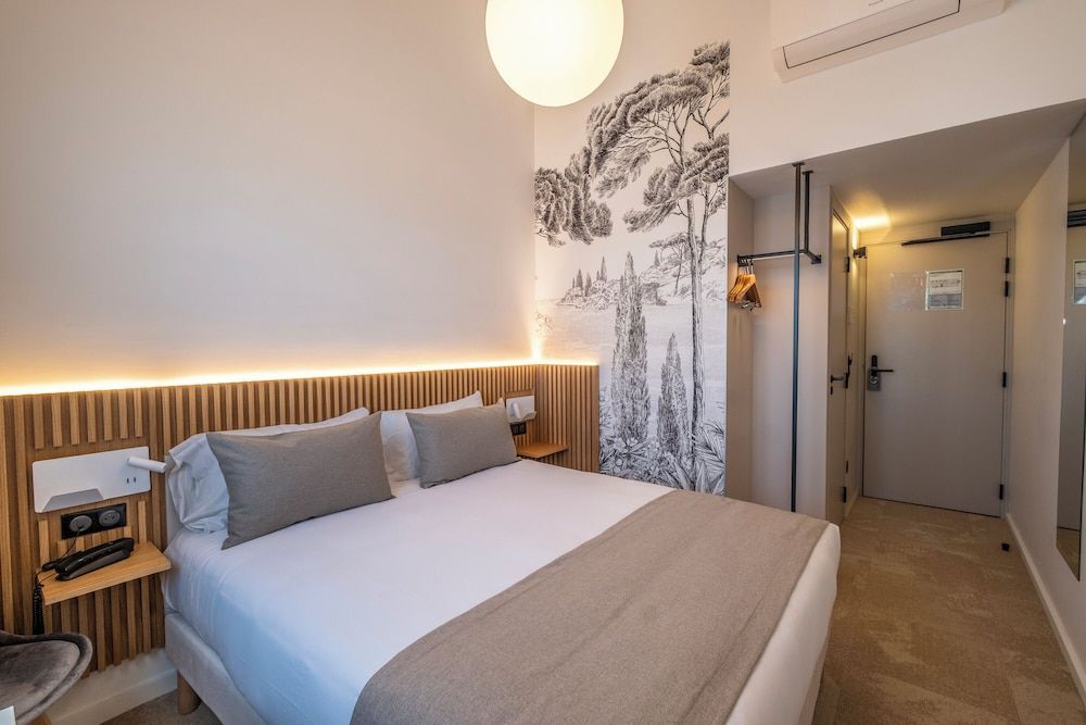 Hôtel Le Relais des Brasseurs - Aubagne 1