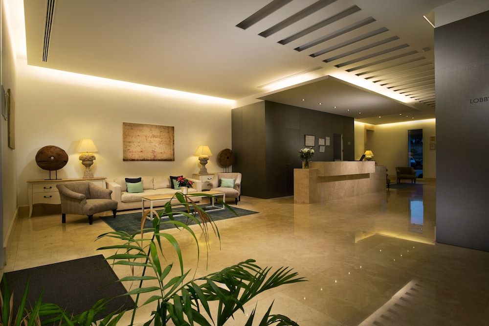 Suites Puerto Sherry 2