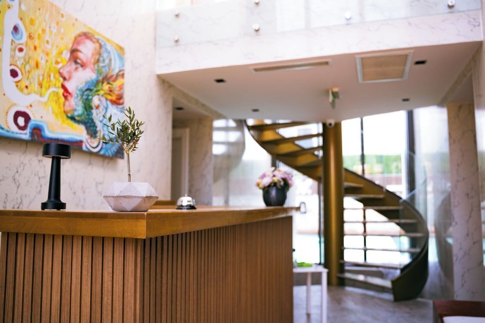 Sevilla Otel 2