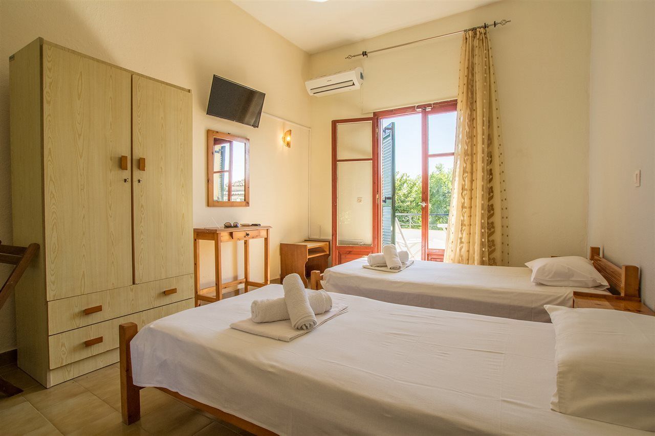 Aggeliki apartments Dassia By Hotelius 2