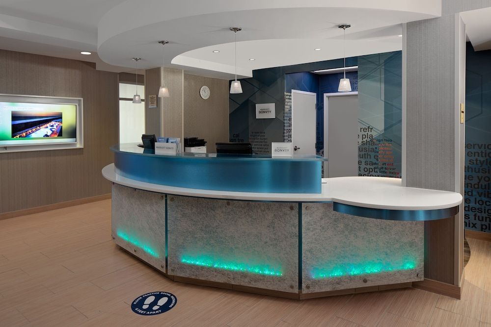 Springhill Suites by Marriott Detroit Metro Airport Romulus 2