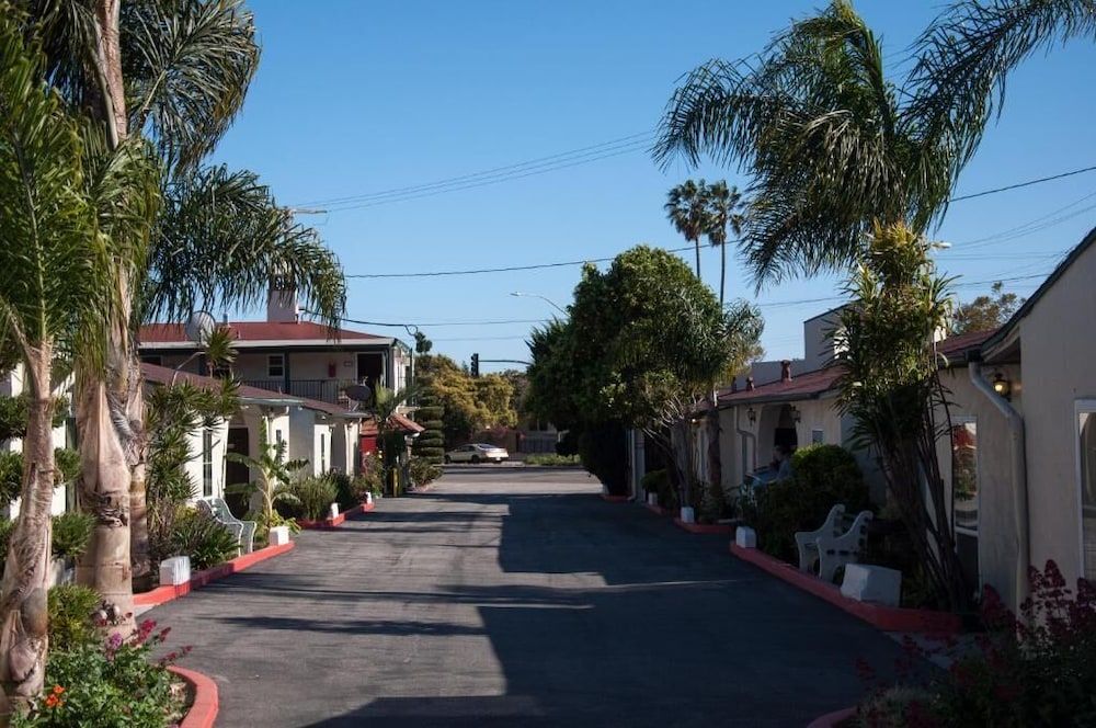 Mission Bell Motel 1