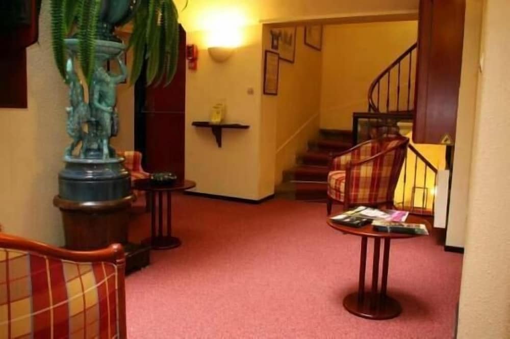 Hotel Elysée 2